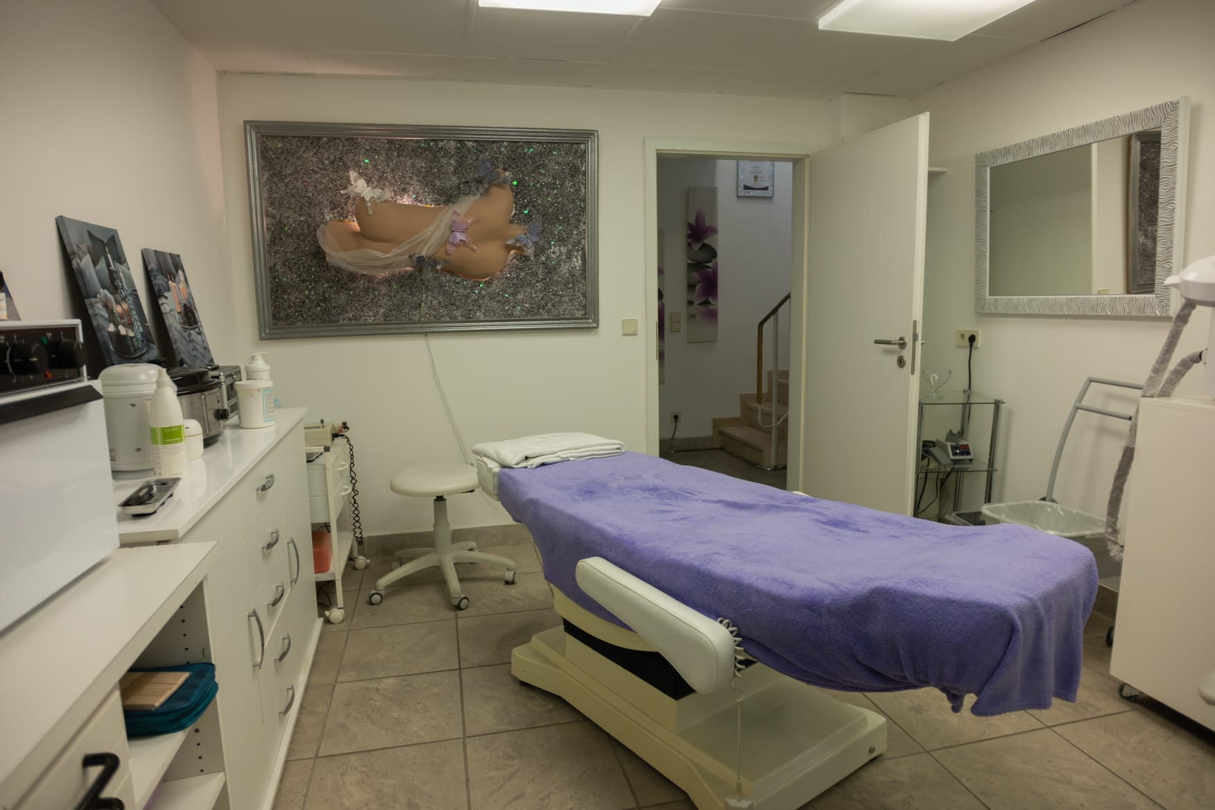 Carisma-Beauty-Lounge-Salon